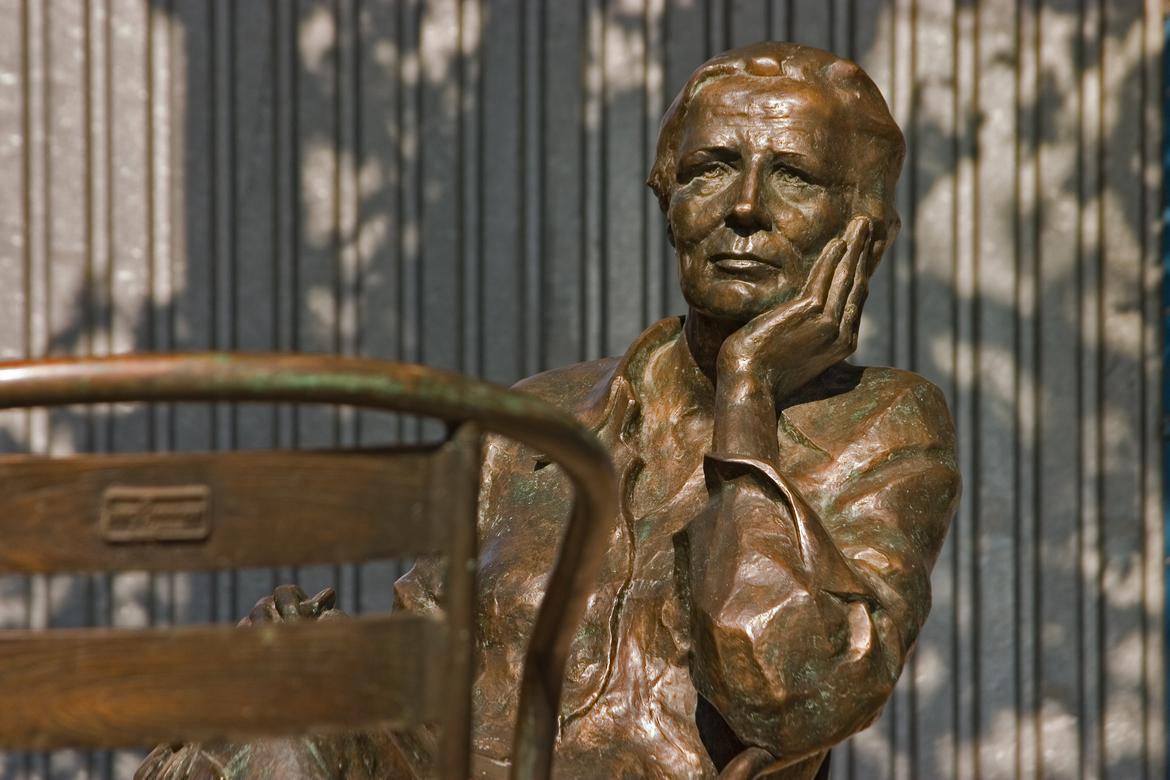 Agnieszka Osiecka-monumentet