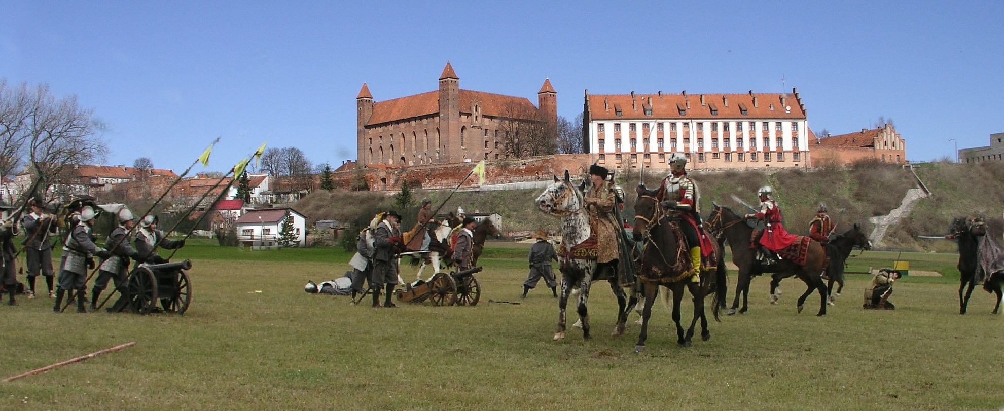 Gniew_-_waza.jpg